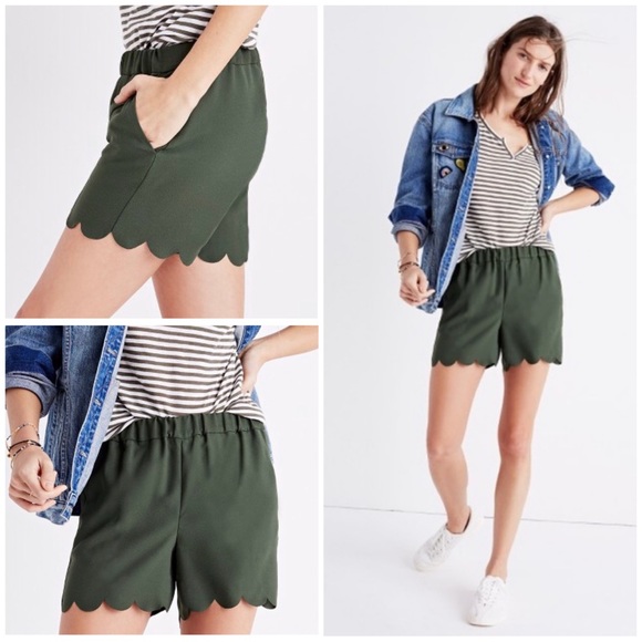 Madewell Pants - Madewell Hunter Green Scalloped Edge Pull on Short